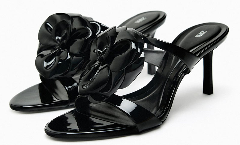  Zara crne sandale s cvjetnim detaljem 3